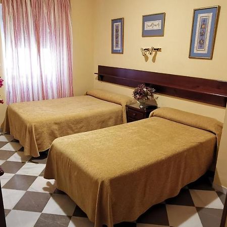 Hotel San Pedro 卡莫纳 外观 照片