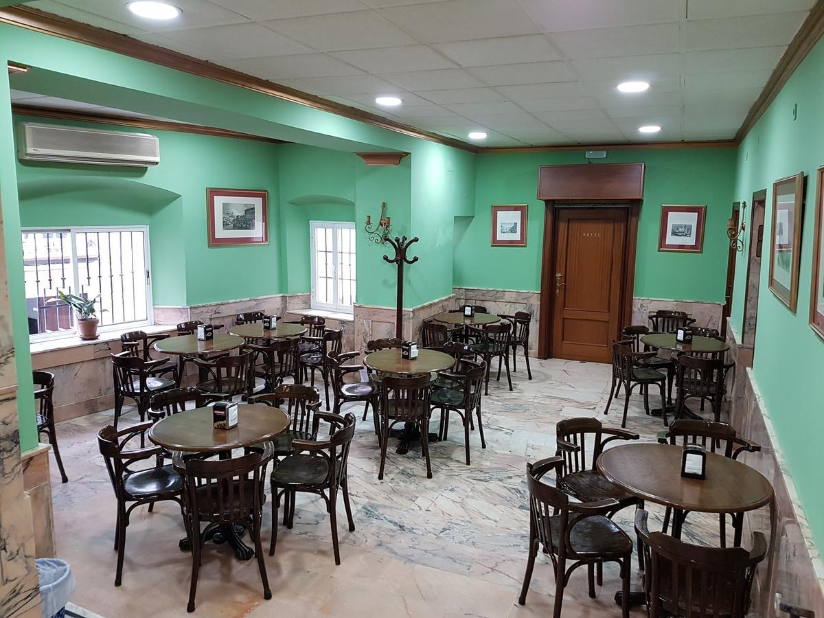 Hotel San Pedro 卡莫纳 外观 照片